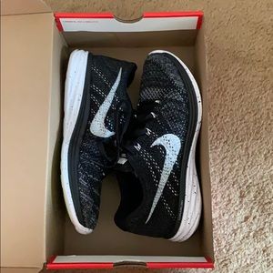 Nike Fly Knits
